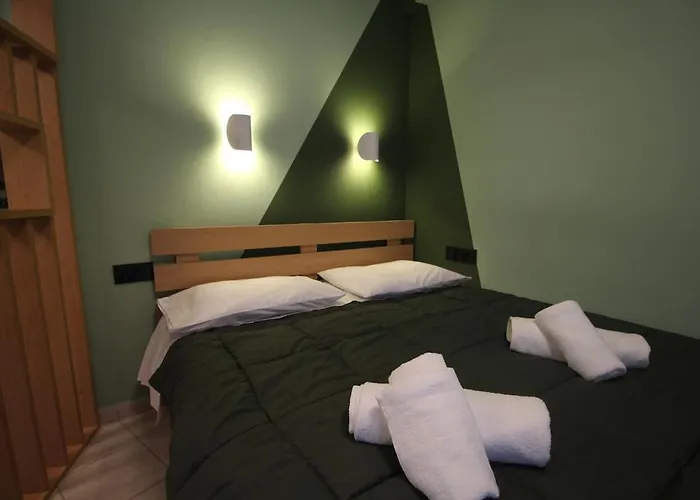 Apartment With Free Parking *